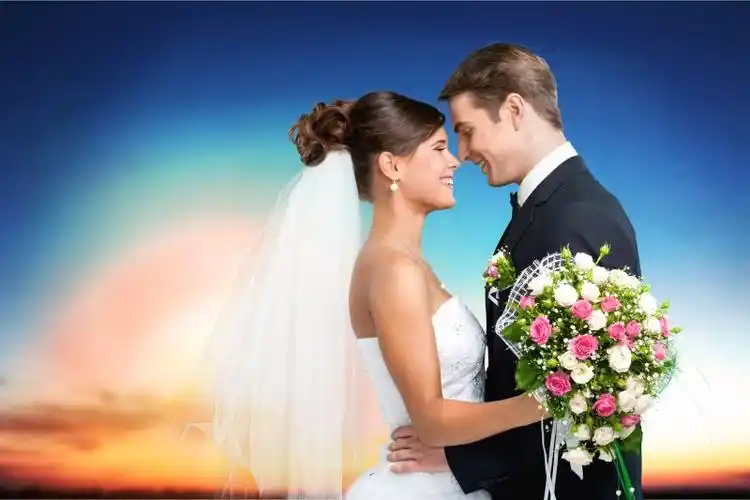 幸福的新郎与新娘