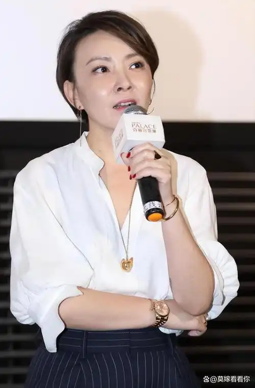她是张嘉译前妻,分手后爱上孙红雷,如今47岁美得像20岁少女