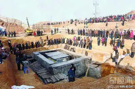 [图文]安徽六安双墩一号汉墓墓主身份确定 是刘庆的棺