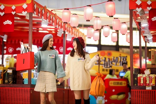 活动,除设立互动性十足的主题展馆外,将引进2大新春购物及美食市集