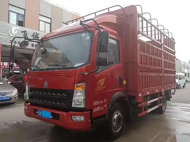 中国重汽豪沃轻卡42米17款照片