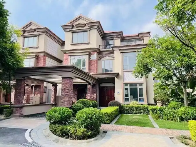 海逸豪庭御峰(别墅)6室2厅5卫322.68㎡南北1780万