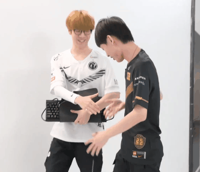 396_339gif 动态图 动图