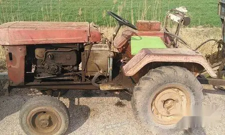 供应多台12马力拖拉机 山东青岛二手拖拉机价格