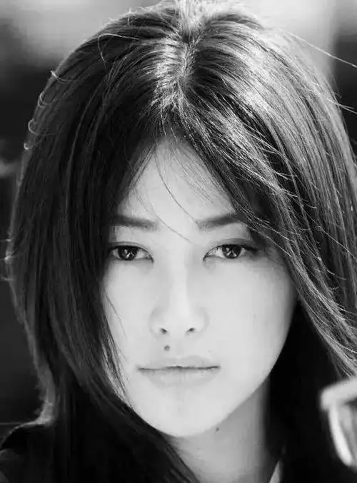 脸上有痣也好看的6位女演员不仅位置恰到好处还成了个人特色