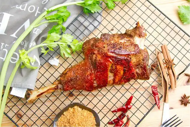 【烤羊腿的做法视频_烤羊腿的做法步骤】_下厨房