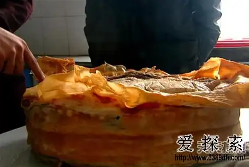 工地挖出五个不明生物 疑为千年太岁(2)