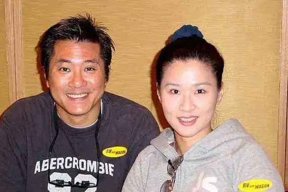 邵仲衡的现任妻子是谁他都出演过哪些作品