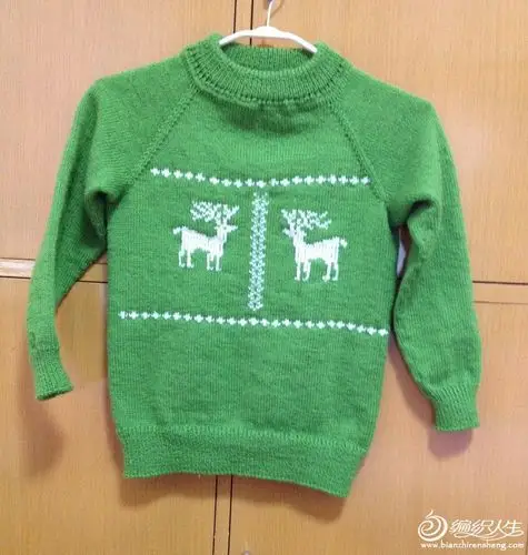 平针绣麋鹿图案棒针男童毛衣