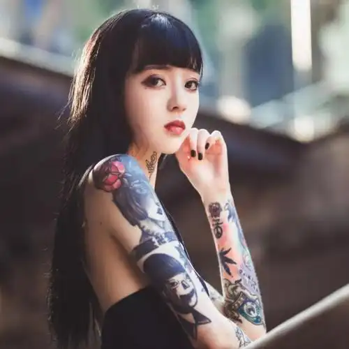 纹身美女性感诱惑头像