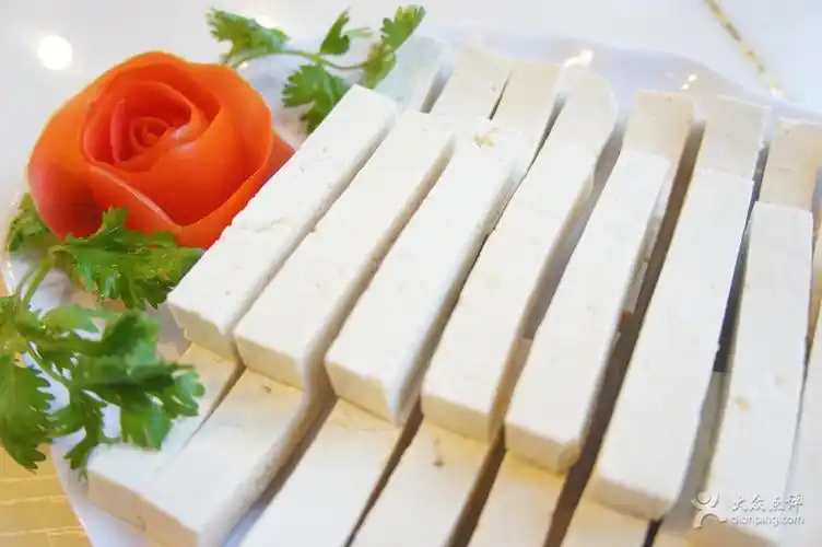 渝遍红火锅自制香豆腐图片 - 第1张