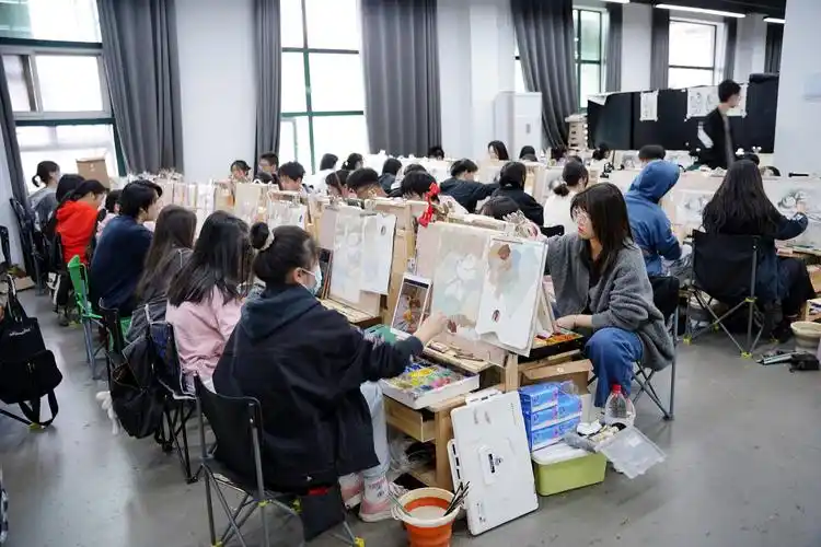 武汉高考美术集训画室浅析如何让美术生避免智商税