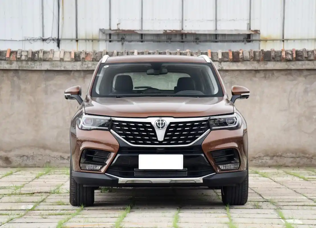 "捧不红"的中华v7,宝马发动机不到11万,亏损36亿不死心