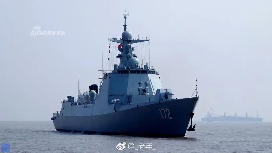 我055大驱和052d舰扎堆江南厂