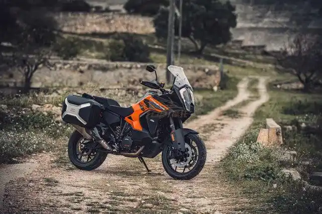 新款大野驴ktm1290superadventures发布搭载自适应巡航雷达