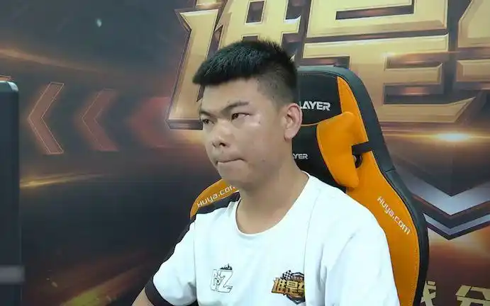 【qq飞车严斌】个人竞速港湾发卡,当头歪的时候你已经输了!