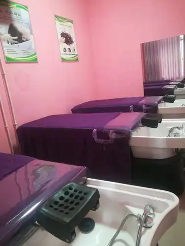 温馨舒适的洗头环境