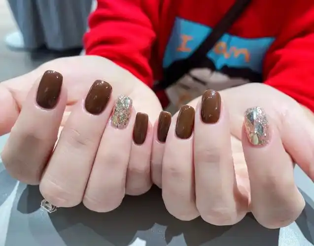 秋冬巧克力美甲