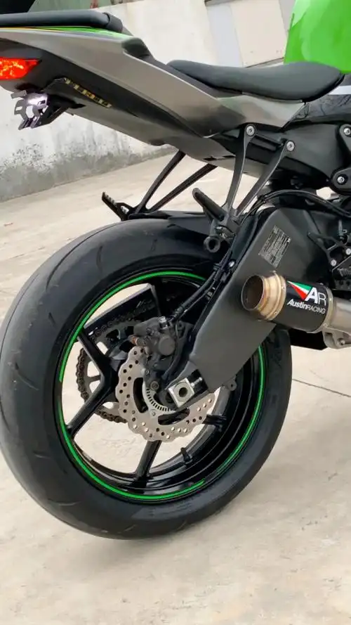 实车视频:2019年款川崎zx-6r/636 竞技版 ar排气