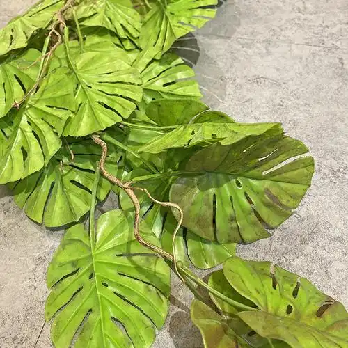 仿真龟背叶藤条管道遮挡家居吊顶婚礼布展装饰藤热带蔓绿植物壁挂