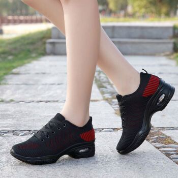 中老年广场舞蹈鞋网面透气软底跳舞鞋女休闲妈妈鞋子春秋新款黑红色