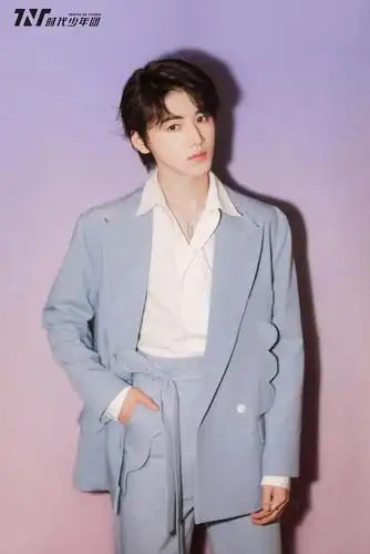 时代少年团全团个人公式照