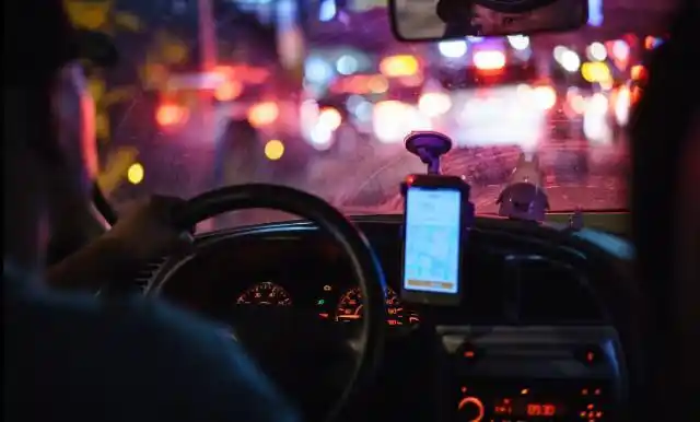 安福女几晚上下班,打车居然叫到了前男友的车!他竟然还