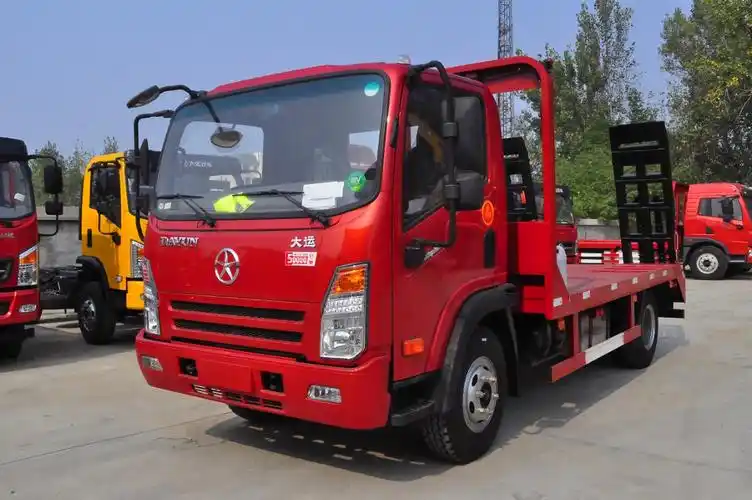 大运小黄牌国六平板车