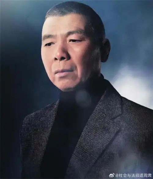 赵丽颖领衔主演冯小刚新片##电影向阳花概念海报