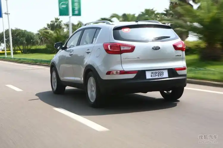 2010款起亚智跑厦门试驾