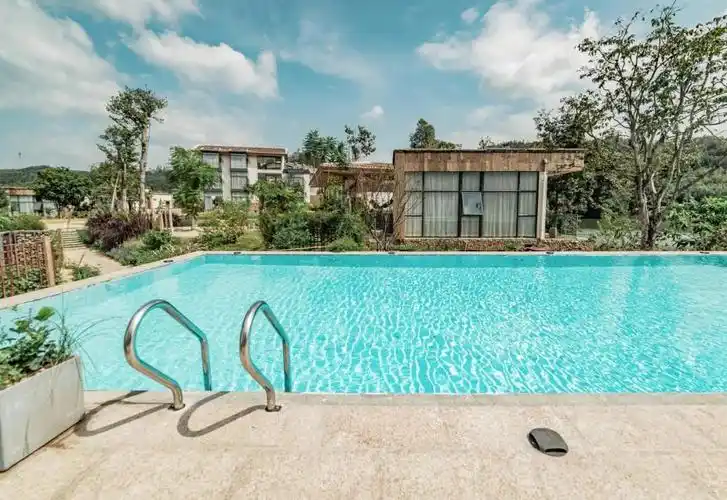 清远英德北江边,新开了一家私汤野奢民宿,好像人间仙境……【寻路记】