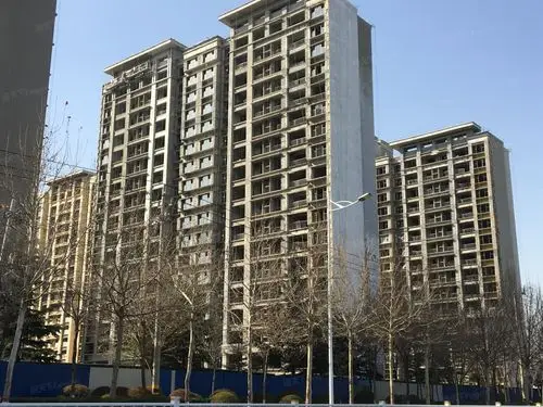 绿地新里城小高层7300元/㎡ 洋房8500元/㎡