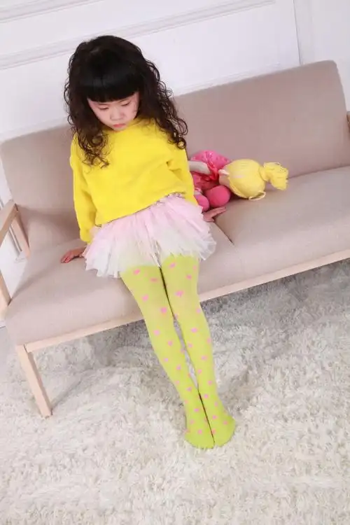 春夏草莓心形天鹅绒女童连裤袜爱心丝袜彩色儿童踩脚打底袜裤批发