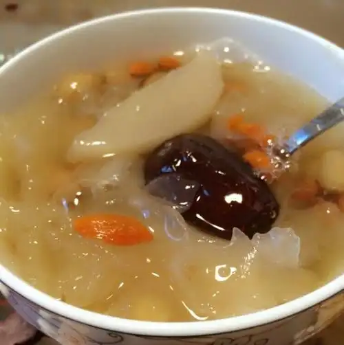 jun~做的冰糖雪梨银耳汤