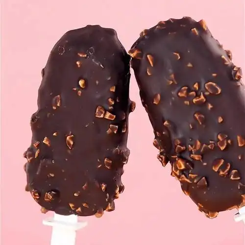 享美食l在家自制嘎嘣脆的巧克力脆皮雪糕秒杀梦龙