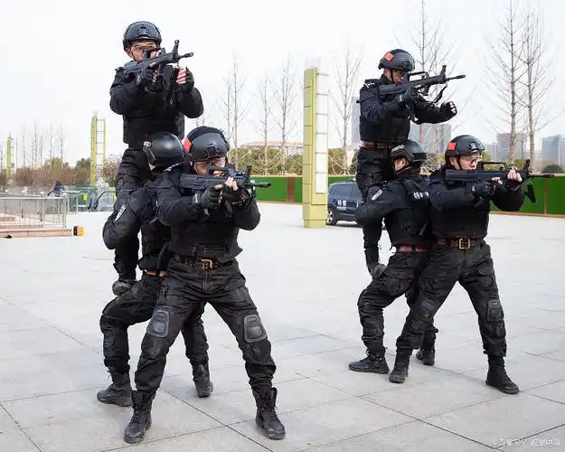 云南,1特警执行任务时失联,86天后,心灰意冷的妻子,突然收到陌生号码