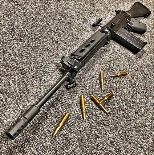 枪械欣赏,一组枪图送给你,有没有你喜欢的