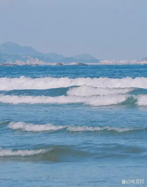 转眼又到盛夏 收集属于夏天的瞬间 这样调色太有夏日感～  修图:黄油