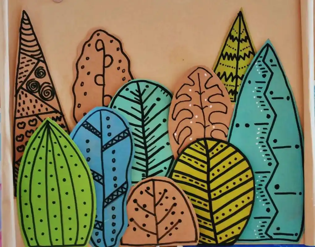 线描画 树叶装饰 美工区 幼儿园环创 线描画 树叶装饰 美工区 幼儿园
