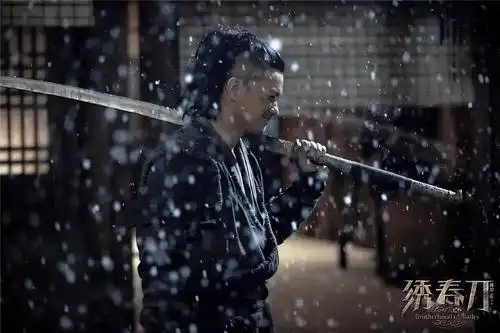 除了吴钩外,《三国演义》中"校刀手"们所用的斩马刀,岳飞用来破金兀术