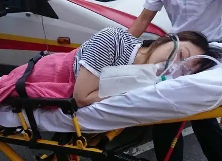 女子美容院拉面皮昏迷命危 美容院属无证经营女事主