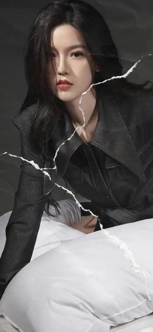 壁纸丨黑色系气质高冷小姐姐