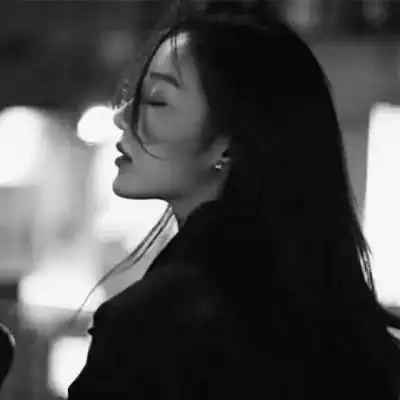 霸气侧脸高冷女生头像 2021网红御姐气质头像