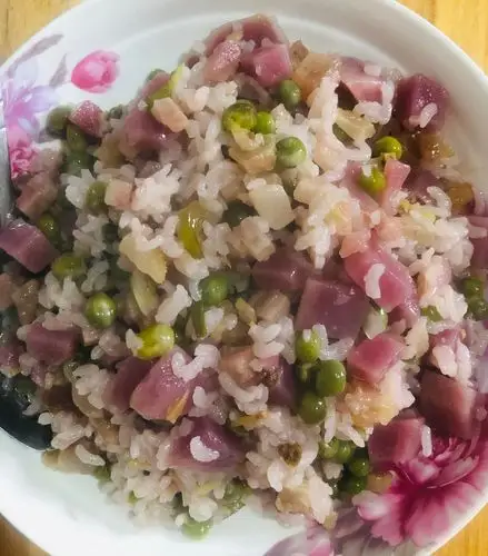 有妈妈味道的美味腊肉饭