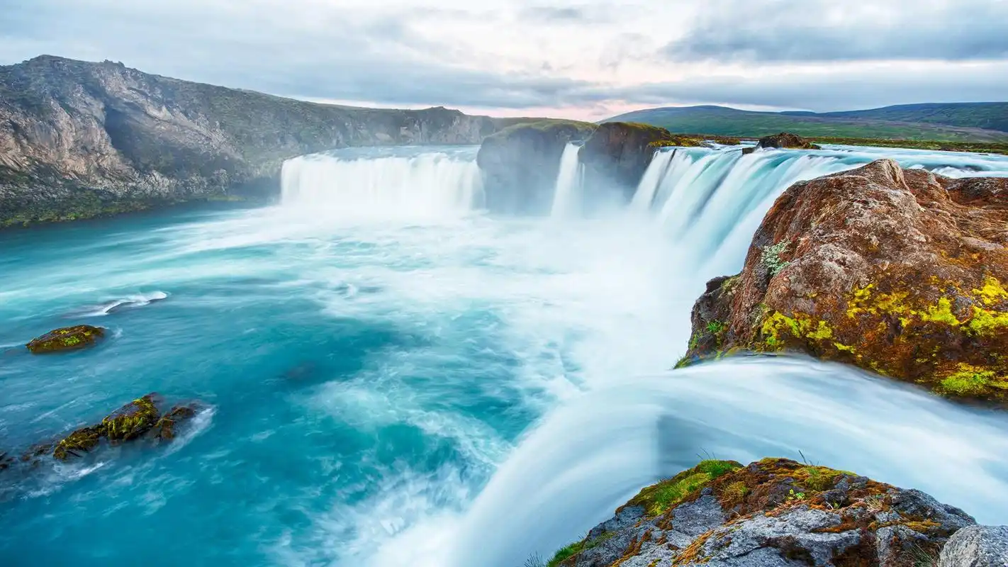 今后两月11月12月这4属相命运将全面爆发,招财进宝