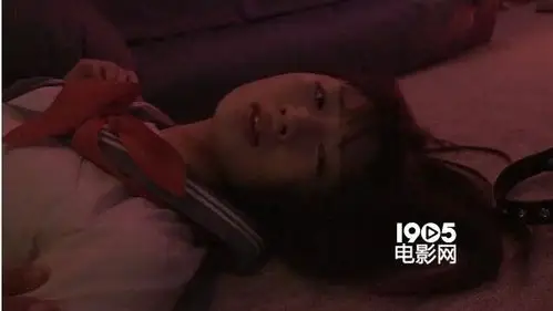 远藤宪一新片扮无手无脚残疾人 曝色情暴力预告_日本_电影网_1905.com