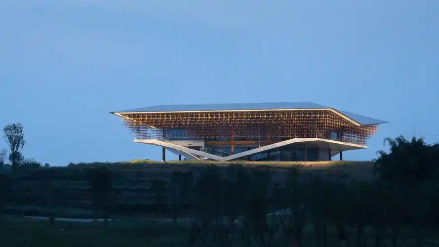 雁之羽:天府文创城规划展示厅 | and studio