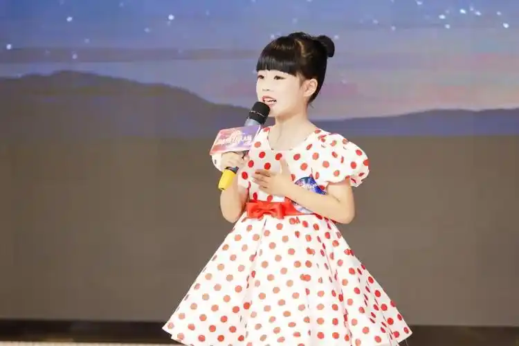 强强对决天明眼镜杯第五届萧山少儿主持人大赛总决赛圆满落幕