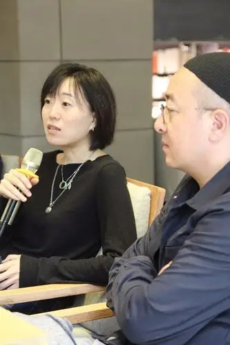 代表作《米店》《白银饭店》.