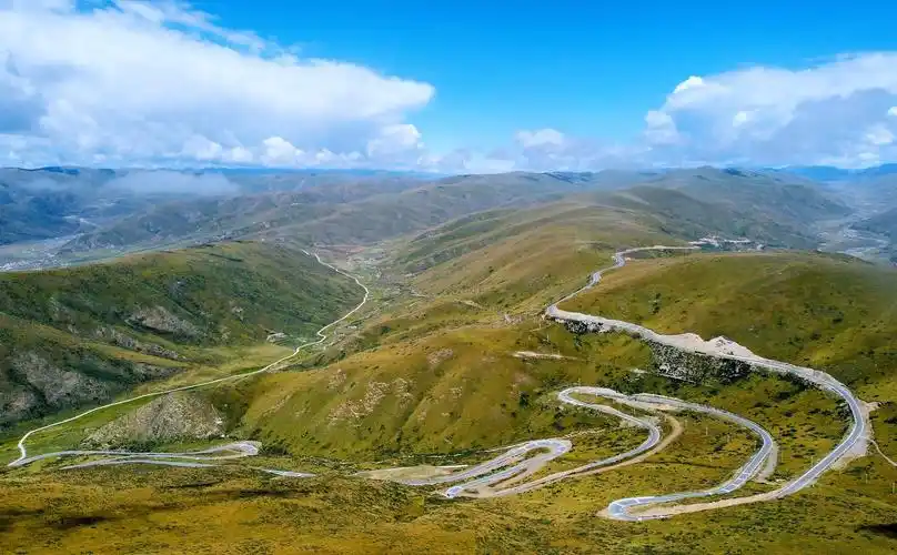 四川唯一!色达这条全国最美农村路赶紧去打卡